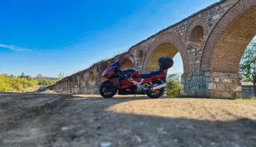 Macedonia și Albania: Apeductul din Skopje