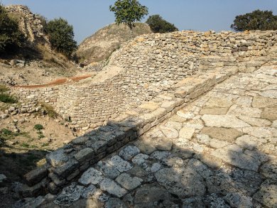 Troia antică: ruinele cetății: Poarta