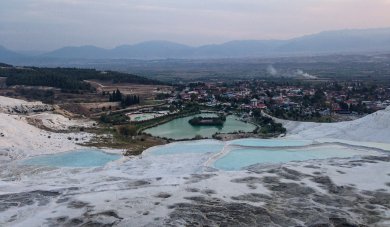 O seară la Pamukkale : panorama de sus