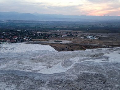 O seară la Pamukkale : panorama de sus
