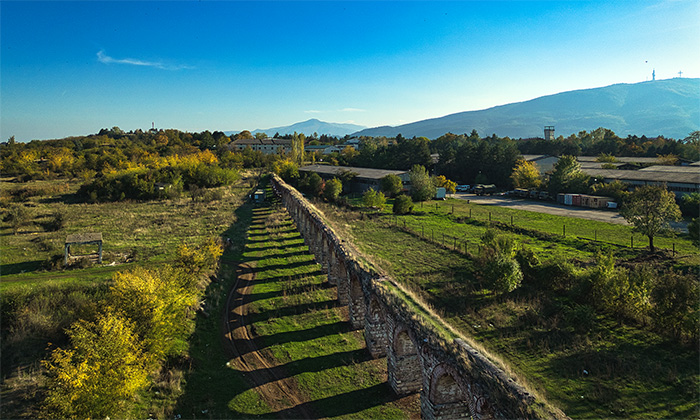 Apeductul Skopje Aqueduct