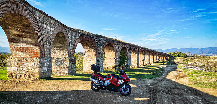 Apeductul Skopje Aqueduct