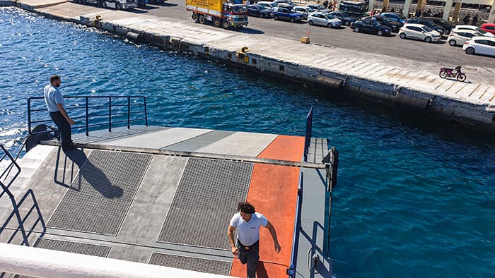 Cel mai rapid ferryboat Santorini - Atena