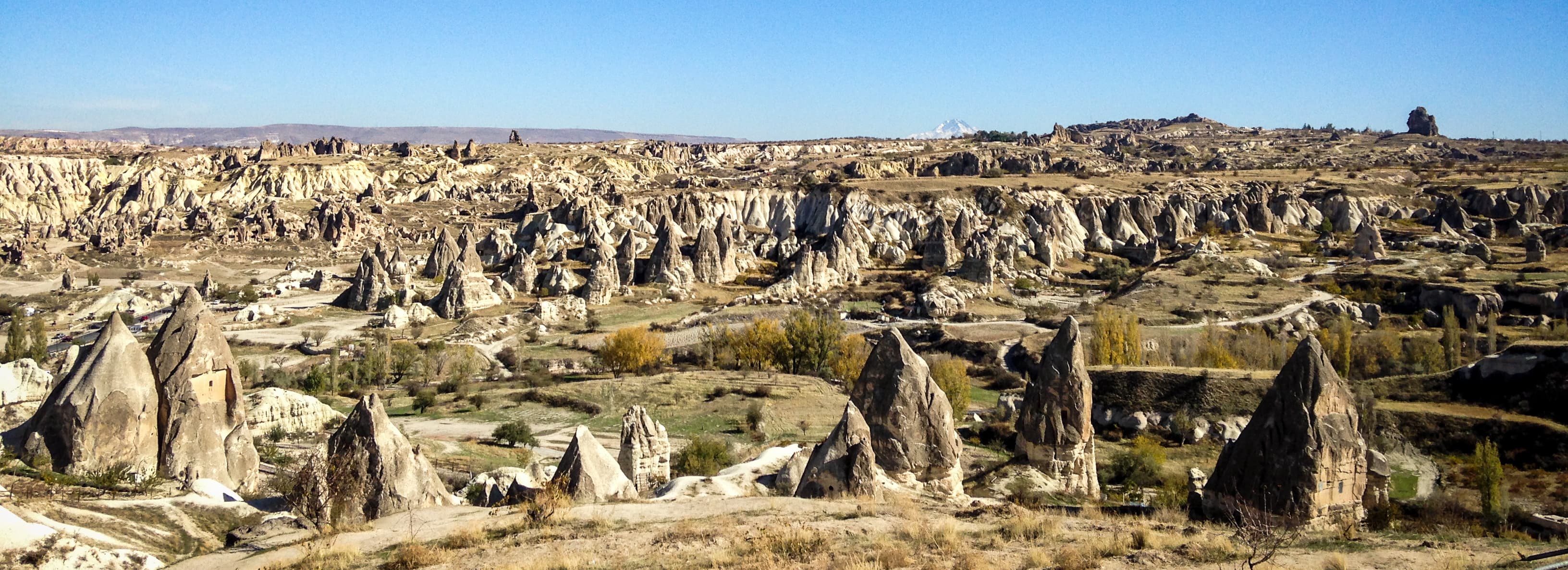 La pas prin Goreme Capadoccia