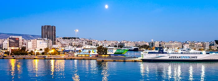 Cu ferryboatul de noapte spre Creta