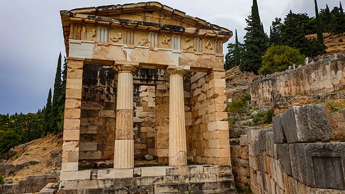 trezoreria construită de atenieni