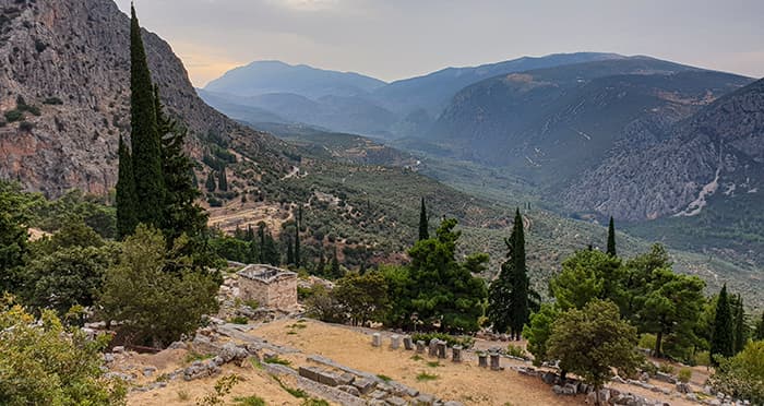 vedere către Athena Pronai