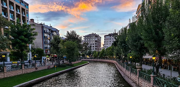 O seară în Eskişehir