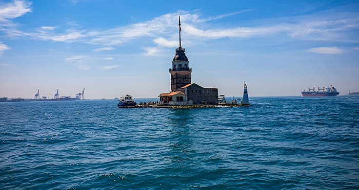 Cu barca în croazieră pe Bosfor Istanbul