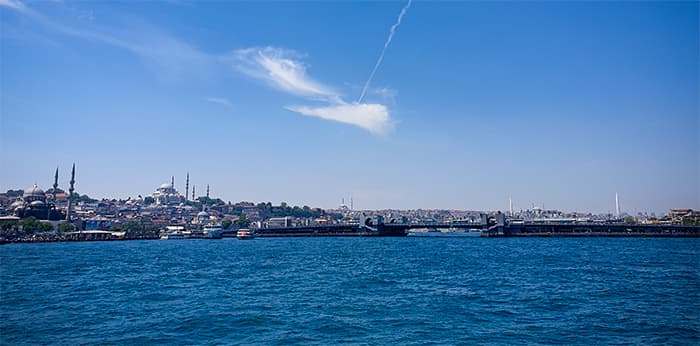 Cu barca în croazieră pe Bosfor Istanbul