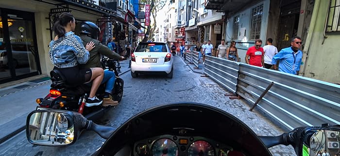 Cu motocicleta prin Istanbul