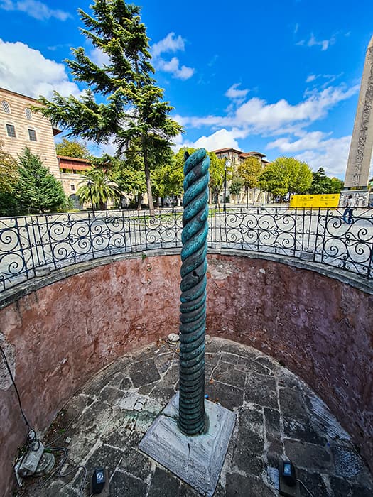 Coloana Serpuita din Istanbul