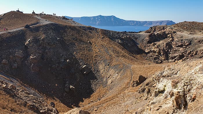 vulcanul din Santorini