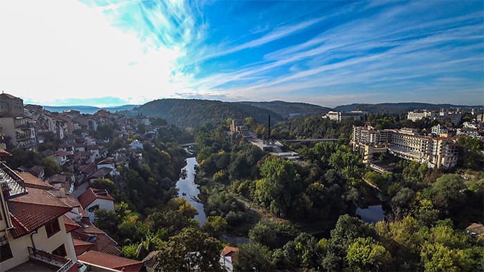 din Veliko Târnovo